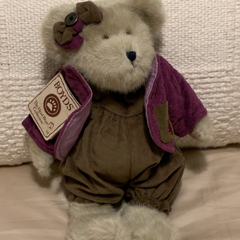 This is the Boyd’s bear  Bordeaux wine collection Bears - Picture 2 of 6